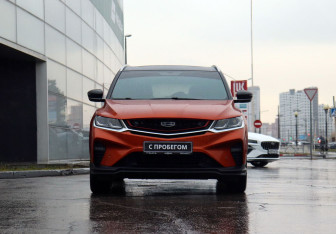 Подержанный автомобиль Geely Coolray 2020 года (2 фото)