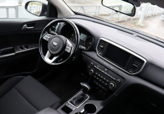 Подержанный автомобиль Kia Sportage 2020 года (12 фото)