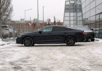 Подержанный автомобиль Kia K5 2020 года (8 фото)