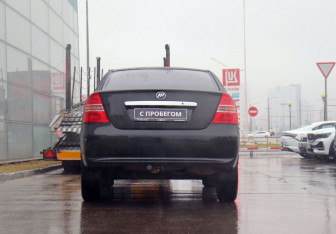 Подержанный автомобиль Lifan Solano 2012 года (6 фото)