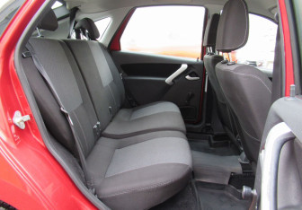 Подержанный автомобиль LADA (ВАЗ) Granta Liftback 2017 года (20 фото)