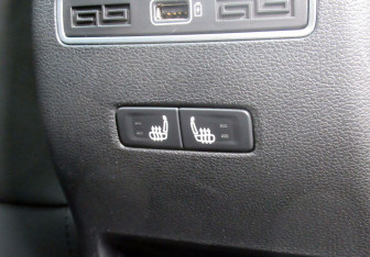 Подержанный автомобиль Geely Coolray 2023 года (17 фото)