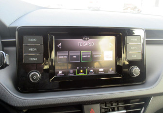 Подержанный автомобиль Skoda Rapid Liftback 2020 года (14 фото)