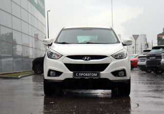 Подержанный автомобиль Hyundai ix35 2014 года (2 фото)