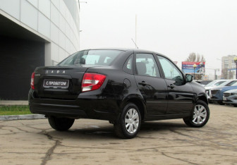 Подержанный автомобиль LADA (ВАЗ) Granta Sedan 2022 года (5 фото)