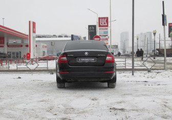 Подержанный автомобиль Skoda Octavia Wagon 2013 года (6 фото)