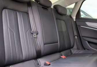 Подержанный автомобиль Audi A6 Sedan 2019 года (23 фото)