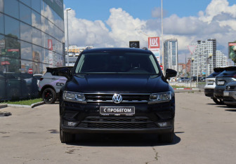 Подержанный автомобиль Volkswagen Tiguan 2018 года (2 фото)