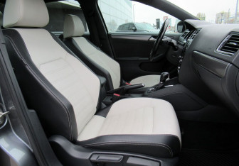 Подержанный автомобиль Volkswagen Jetta Sedan 2016 года (19 фото)