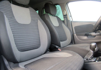 Подержанный автомобиль Renault Kaptur 2017 года (10 фото)