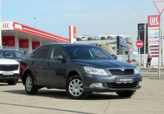 Подержанный автомобиль Skoda Octavia Liftback 2013 года (3 фото)