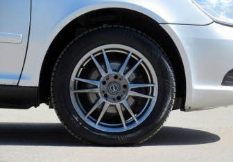 Подержанный автомобиль Skoda Octavia Liftback 2010 года (9 фото)