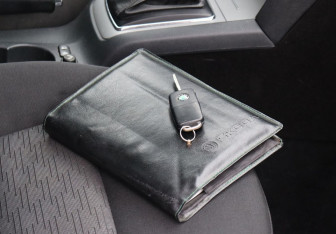 Подержанный автомобиль Skoda Octavia Liftback 2011 года (18 фото)