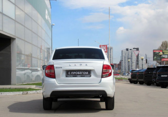 Подержанный автомобиль LADA (ВАЗ) Granta Sedan 2023 года (6 фото)