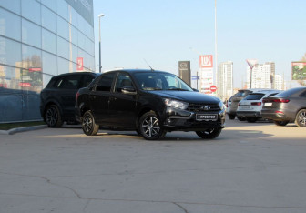 Подержанный автомобиль LADA (ВАЗ) Granta Sedan 2023 года (3 фото)