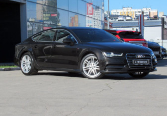 Подержанный автомобиль Audi A7 2014 года (3 фото)