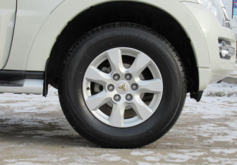 Подержанный автомобиль Mitsubishi Pajero 2021 года (9 фото)