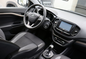 Подержанный автомобиль LADA (ВАЗ) Vesta Sedan 2016 года (12 фото)