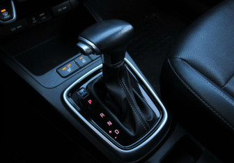 Подержанный автомобиль Kia Rio Hatchback 2018 года (18 фото)