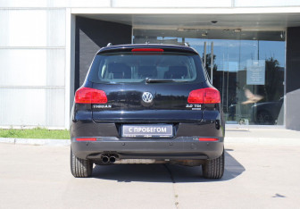 Подержанный автомобиль Volkswagen Tiguan 2013 года (6 фото)
