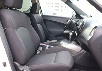 Подержанный автомобиль Nissan Juke 2013 года (10 фото)