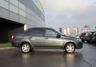 Подержанный автомобиль LADA (ВАЗ) Granta Sedan 2024 года (4 фото)