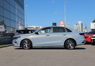 Подержанный автомобиль Geely Emgrand 2023 года (8 фото)