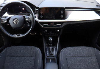 Подержанный автомобиль Skoda Rapid Liftback 2020 года (15 фото)
