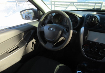 Подержанный автомобиль LADA (ВАЗ) Granta Sedan 2014 года (12 фото)