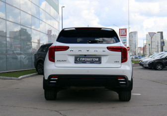 Подержанный автомобиль Haval Jolion 2024 года (6 фото)