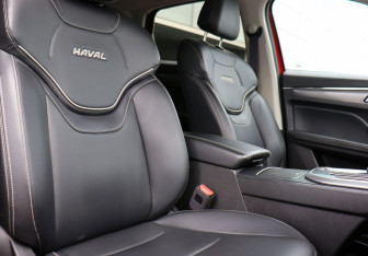 Подержанный автомобиль Haval Jolion 2022 года (12 фото)