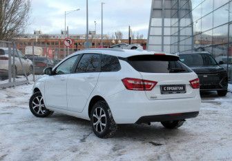 Подержанный автомобиль LADA (ВАЗ) Vesta Wagon 2018 года (7 фото)