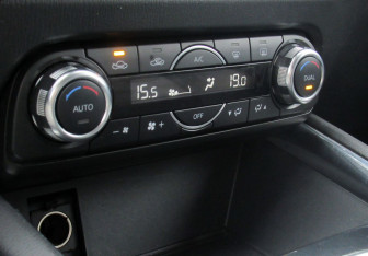 Подержанный автомобиль Mazda CX-5 2018 года (18 фото)