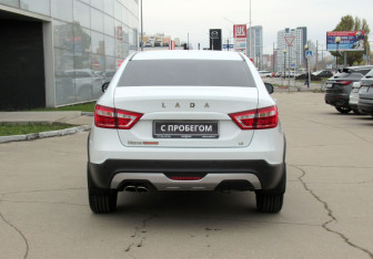 Подержанный автомобиль LADA (ВАЗ) Vesta Sedan 2018 года (6 фото)