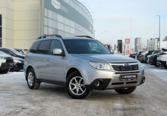 Подержанный автомобиль Subaru Forester Suv 2008 года (3 фото)