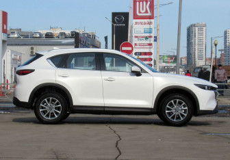 Новый Mazda CX-5 2025 (4 фото)