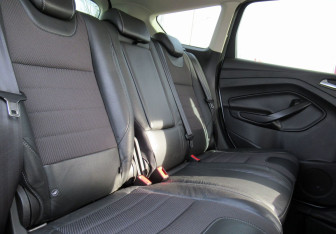 Подержанный автомобиль Ford Kuga 2013 года (11 фото)