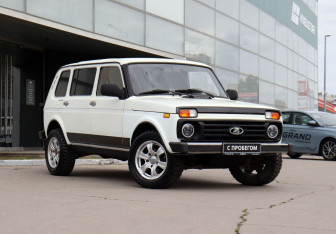 Подержанный автомобиль LADA (ВАЗ) 2131 (4x4) 2014 года (3 фото)