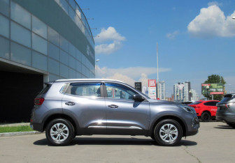 Подержанный автомобиль Chery Tiggo 4 Pro 2023 года (4 фото)