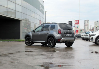 Подержанный автомобиль Renault Duster 2020 года (7 фото)