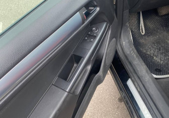 Подержанный автомобиль Opel Astra Hatchback 2007 года (7 фото)