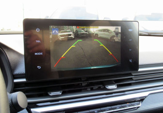 Подержанный автомобиль Geely Emgrand 2023 года (17 фото)