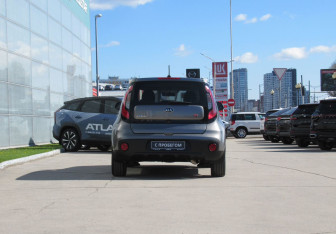 Подержанный автомобиль Kia Soul 2018 года (5 фото)