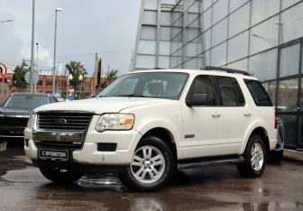Подержанный автомобиль Ford Explorer 2008 года (1 фото)