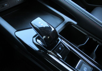 Подержанный автомобиль Geely Coolray 2024 года (18 фото)