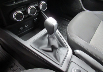 Подержанный автомобиль Renault Duster 2021 года (19 фото)