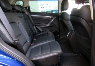 Подержанный автомобиль Geely Atlas Pro 2022 года (22 фото)