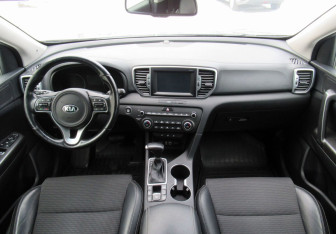 Подержанный автомобиль Kia Sportage 2017 года (15 фото)