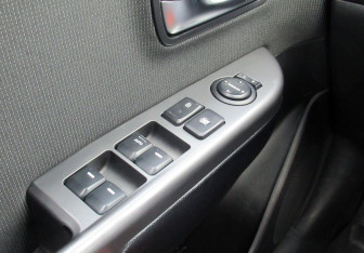 Подержанный автомобиль Kia Rio Sedan 2016 года (17 фото)