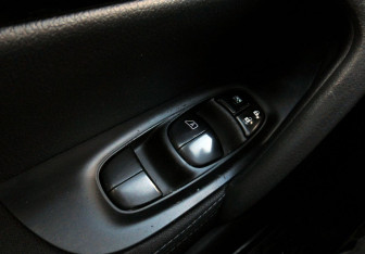 Подержанный автомобиль Nissan Qashqai 2018 года (11 фото)